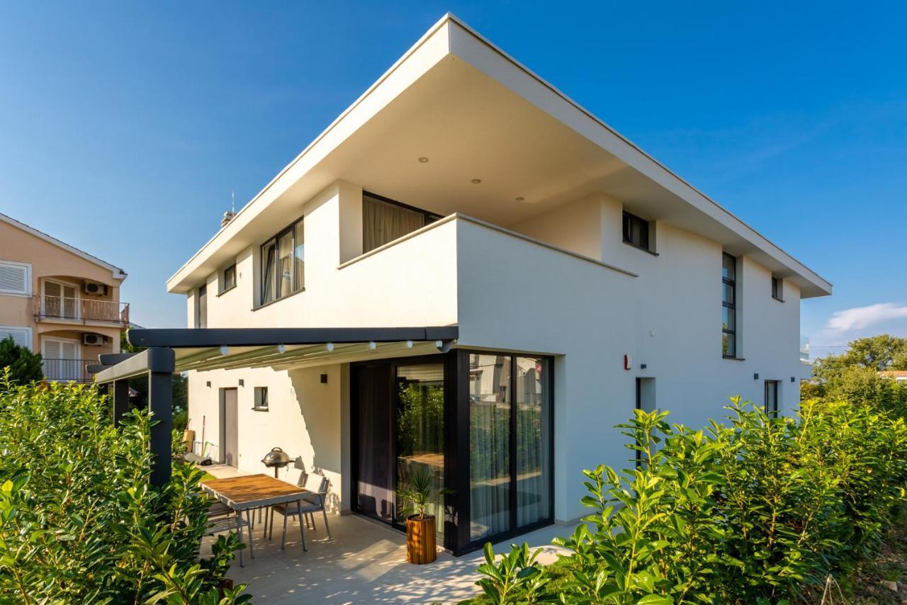 Villa Piano ヴァンタシチ エクステリア 写真